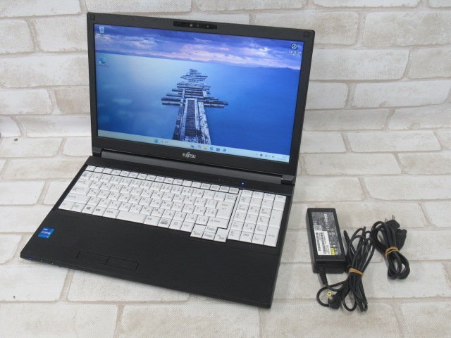 AT0385 Ω 新DCN7 2900h 保証有 富士通 【 LIFEBOOK A5511/HX 】【 Win11 Pro / i5-1135G7 / 8.00GB / SSD:256GB 】拍卖