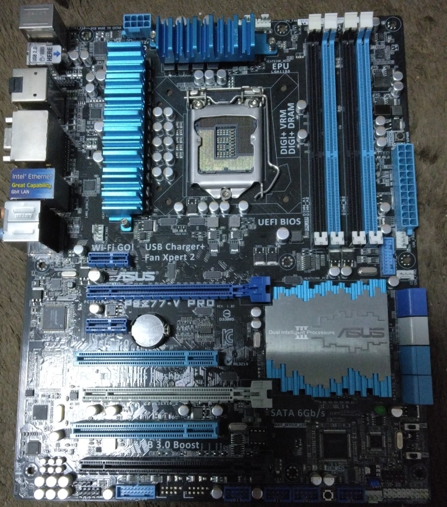 ASUS★P8Z77-V PRO マザーボード Z77チップセット LGA1155★最新BIOS2104に更新済★第2 第3世代★動作品!? 訳あり ジャンク品扱い拍卖