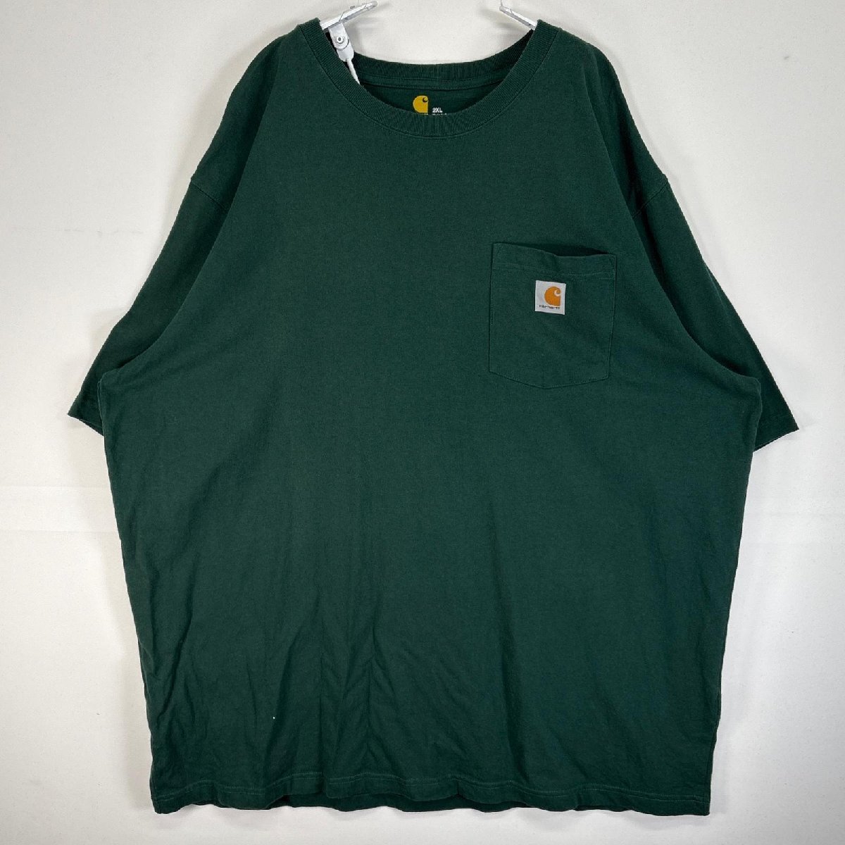古着 カーハート Carhartt 半袖Tシャツ 肉厚 大きいサイズ ワンポイント ロゴ 胸ポケ 2XL グリーン系 無地 メンズ拍卖