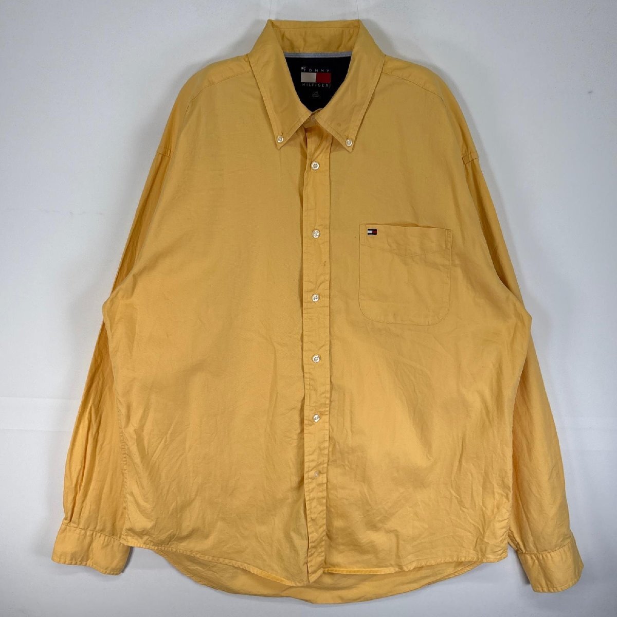 古着 90's/90年代 トミーヒルフィガー TOMMY HILFIGER 長袖シャツ ロゴ 刺繍 胸ポケ ボタンダウン L イエロー系 無地 メンズ拍卖