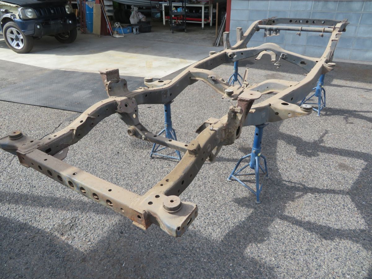 25-19-96 【 YN86 ハイラックス フレーム 書類付 】 拍卖