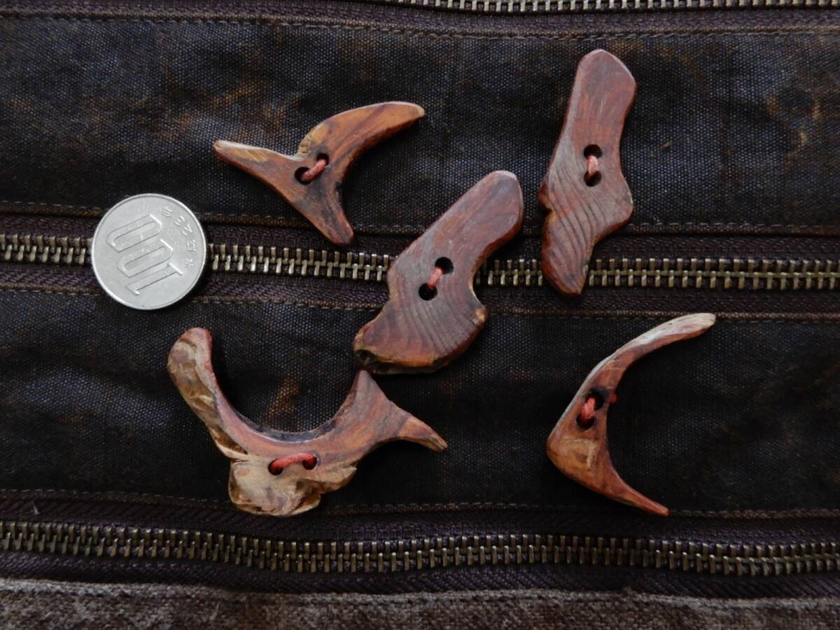 <銀の斧>奈良の森から向井さんの手作りボタン・5ヶまとめて・ハンドメイド釦・変形拍卖