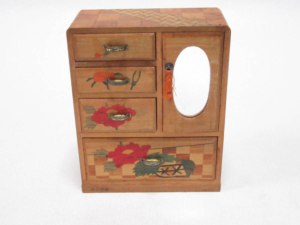 昭和レトロ 箱根寄木細工 箱根温泉 ミニ たんす 箪笥 小物入 小箱/ままごと 人形遊び/レトロモダン/寄せ木 アンティーク 観光土産 日本製拍卖