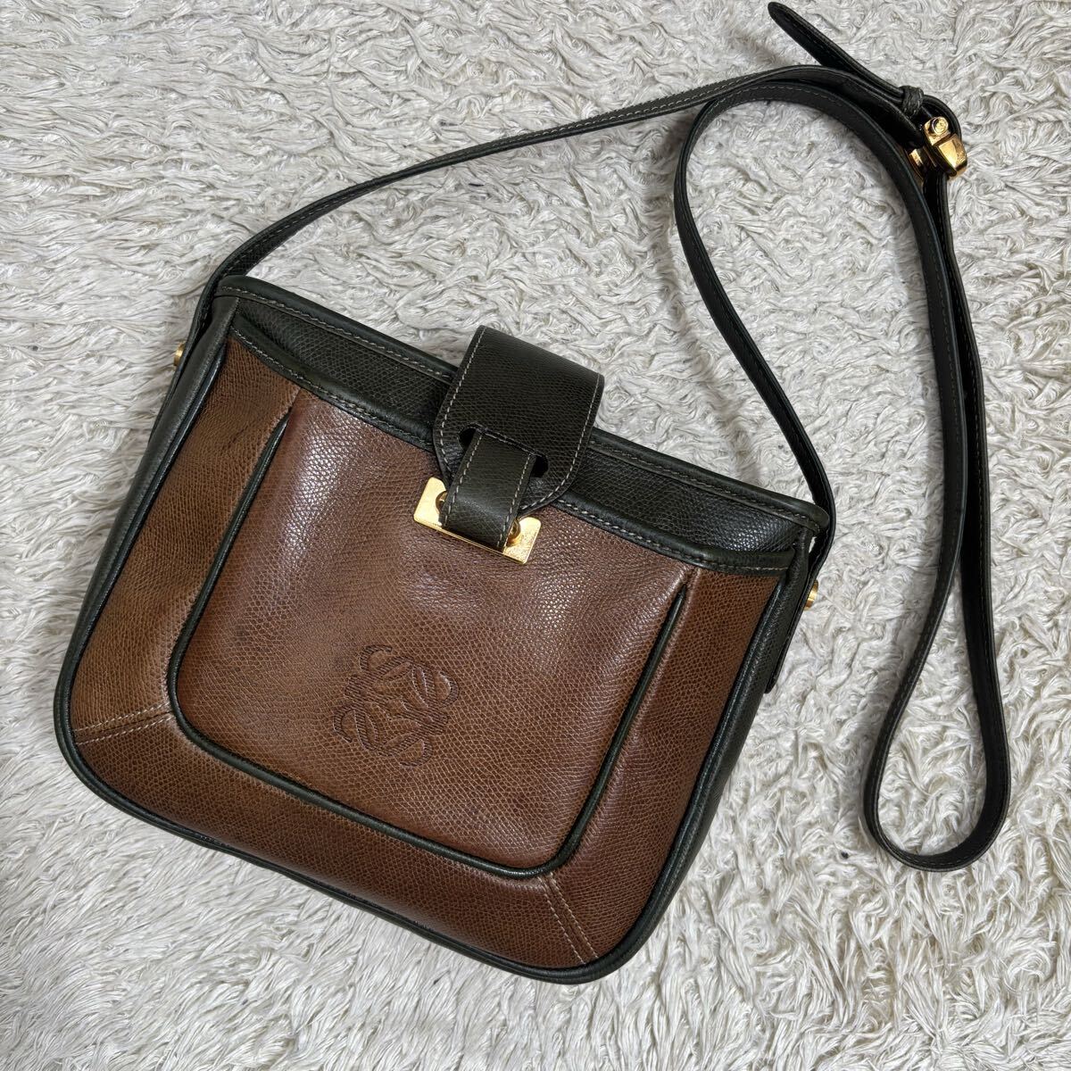 LOEWE ロエベ ヴィンテージ アナグラム ロゴ レザー 本革 ミニ ショルダーバッグ ポシェット サコッシュ ブラウン 拍卖