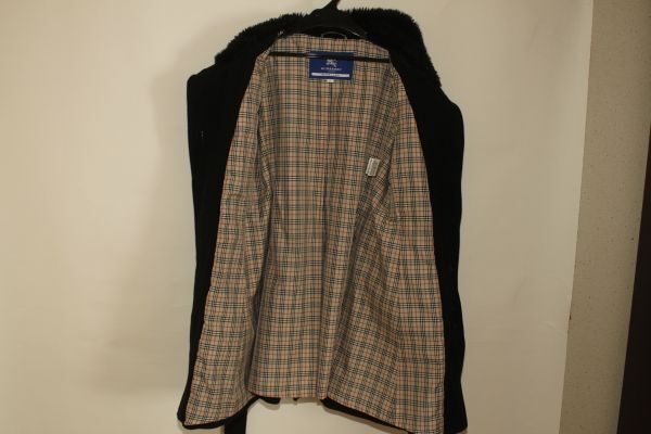 4073*レディース38:バーバリー、三陽商会、黒、ウール系コート、襟ファー、良品拍卖