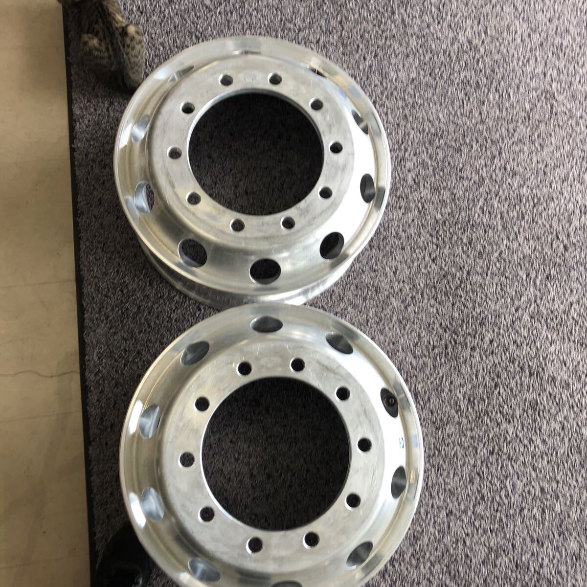 アルコア アルミホイール 22.5×7.50 . 10穴 (11R 22.5及び275/80R22.5などに使用) 激安美品 2本セット:34500円拍卖