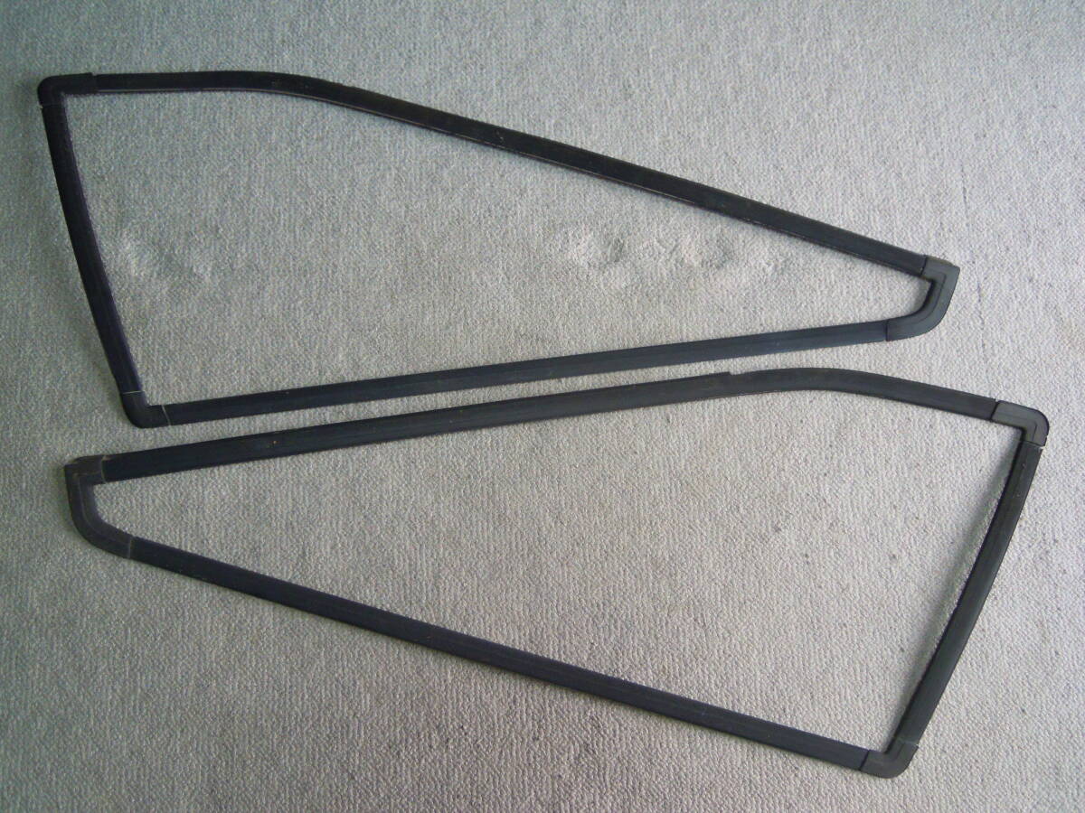 トヨタ スプリンター トレノ AE85 前期 純正 3ドア リア クォーターガラス サイドガラス モール リム 検) カローラ レビン 86 AE86 等?拍卖