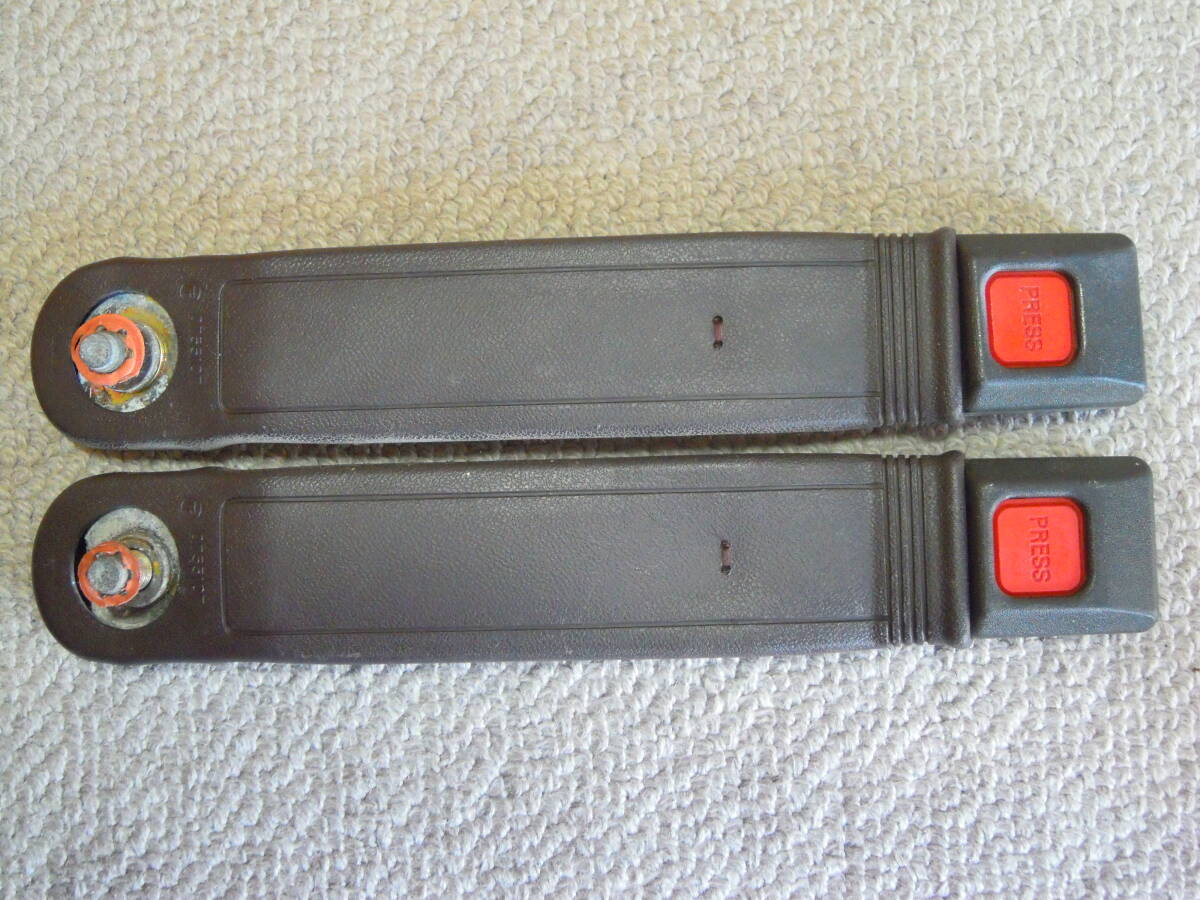 トヨタ スプリンター トレノ AE85 前期 3ドア 純正 フロント シートベルト バックル ロック キャッチ 左右 中古品 検) レビン AE86 86 等?拍卖