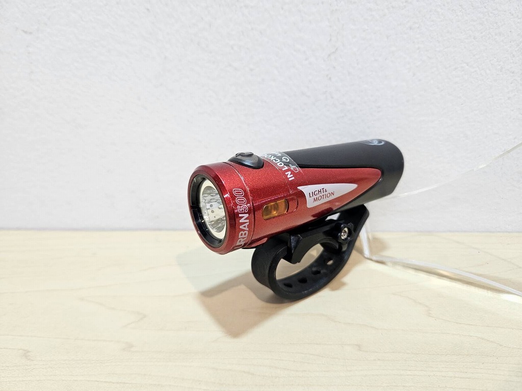 【未使用】 ライトアンドモーション Light&Motion 【新品】フロントライト R/B レッドブラック URBAN500拍卖