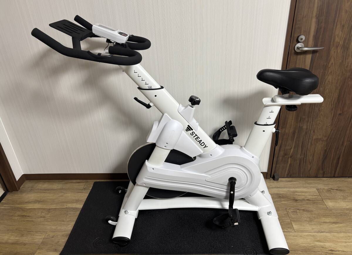【引き取り限定】STEADY スピンバイク pro エアロバイク ST142 ホワイト フィットネスバイク トレーニング 家庭用 フィットネス ダイエット拍卖
