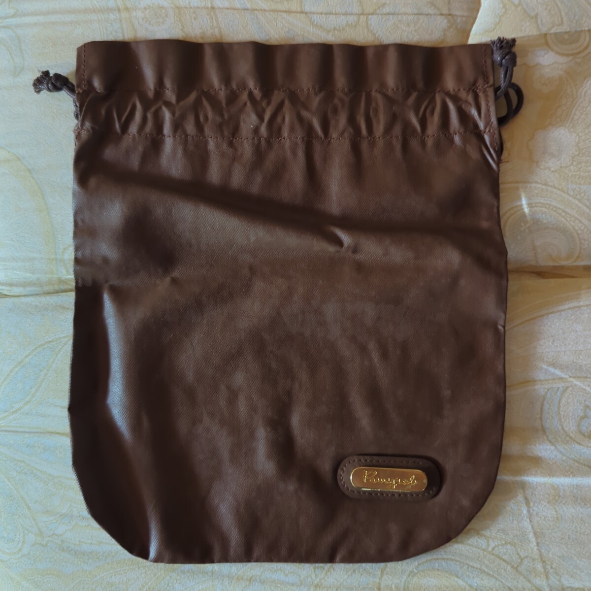 【ブランドプレート付き】レザー調 巾着袋 ブラウン 収納袋拍卖