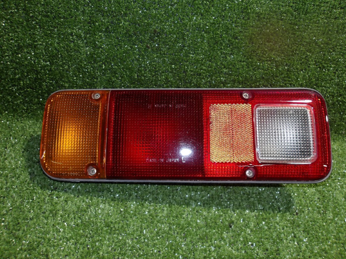 【C】ホンダ アクティ HA4 左テールランプ レンズ社外? 品番、メーカー不明 裏刻印の品番:KOITO 220-22180拍卖