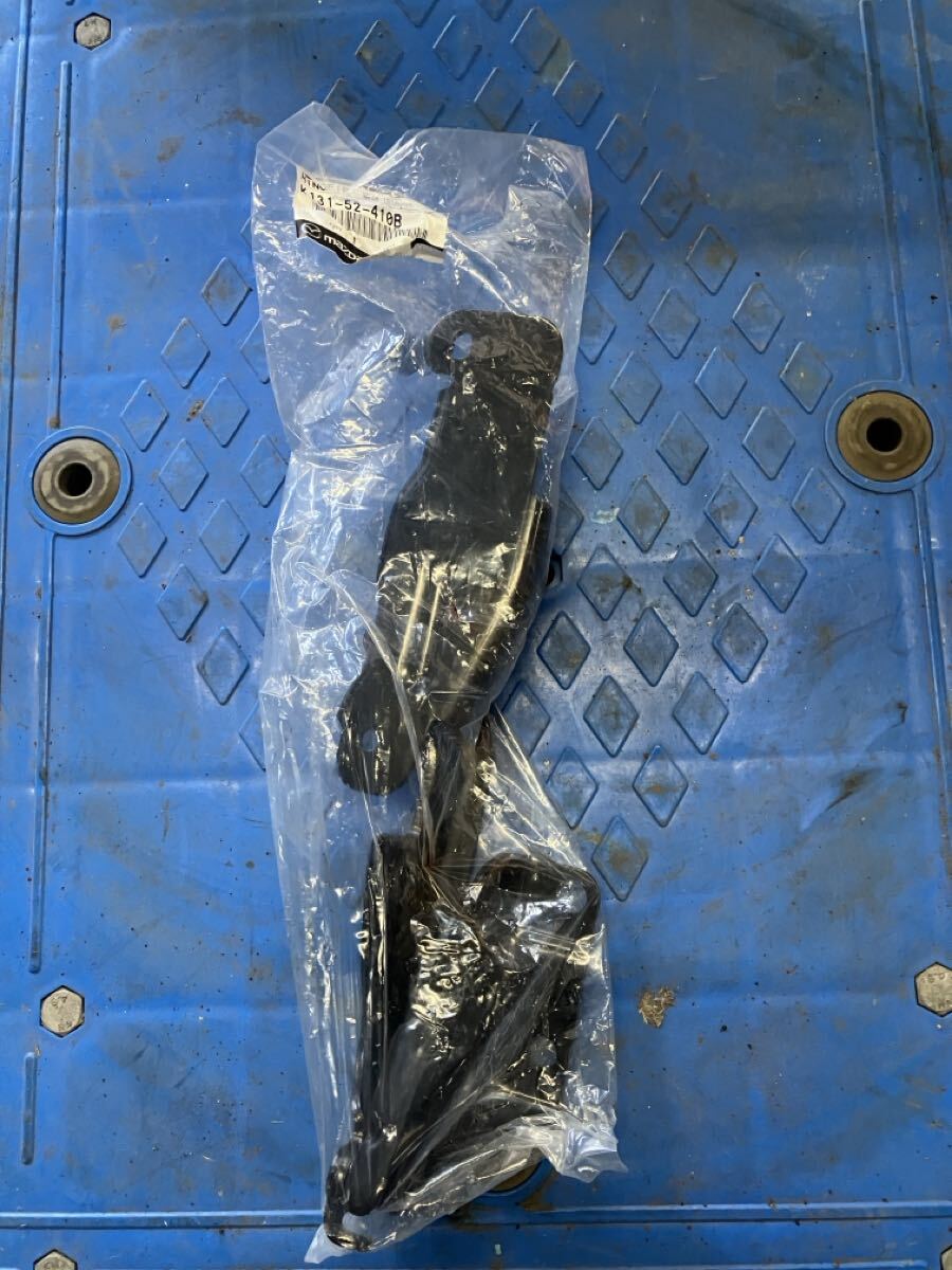 未使用保管 マツダ CX-8 KG系 ボンネットヒンジ 右のみ K131-52-410B拍卖
