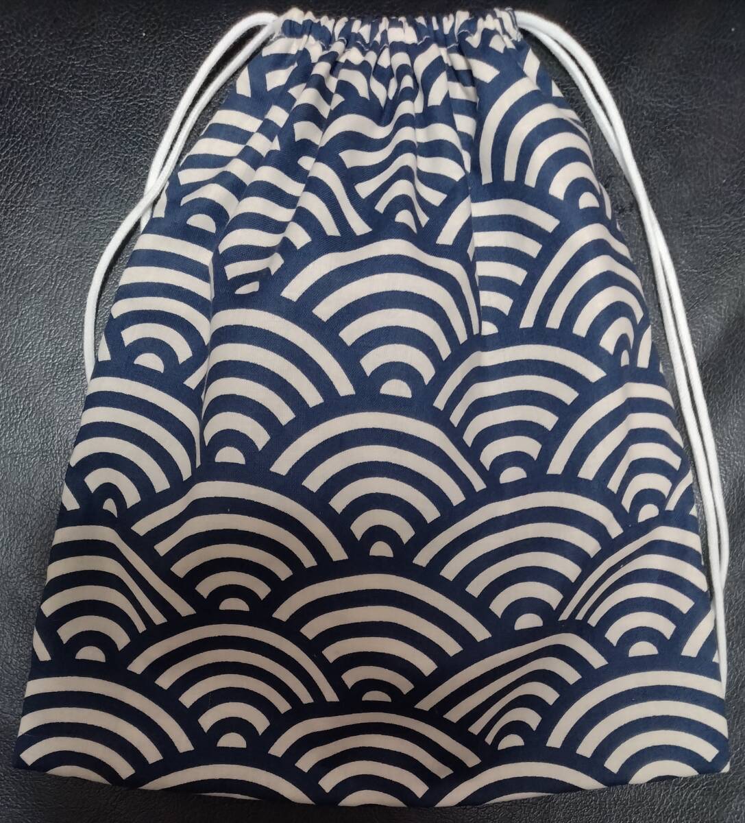 巾着袋■青海波 紺【約よこ24.5cm×たて28cm】拍卖