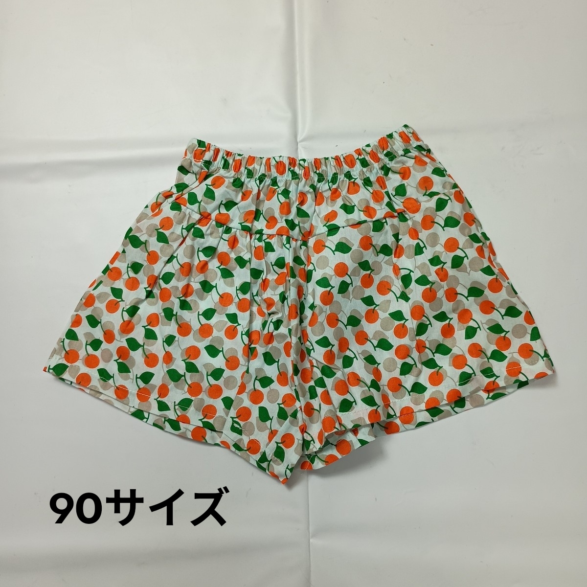 【未使用】 90 幼児服 ベビー服 子供服 キュロット チェリー柄 夏服 シンプル ウエスト 総ゴム拍卖