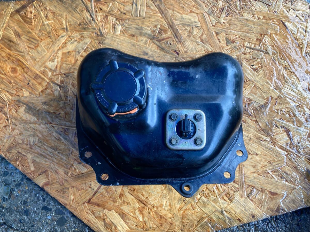 60952■ ヤマハ JOGC ジョグC SA16J (579番台〜) ガソリンタンク 燃料タンク拍卖