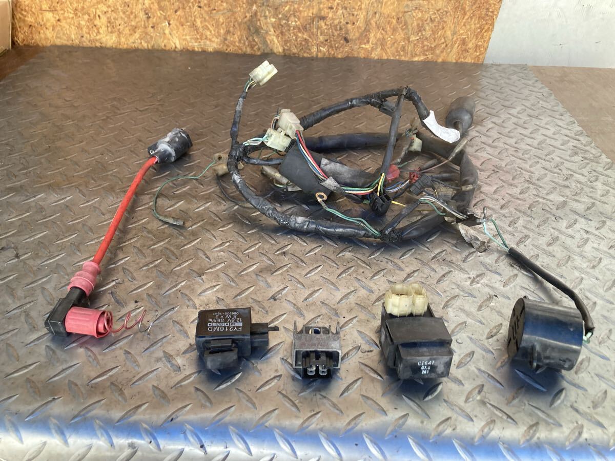 60681■ ホンダ エイプ50 AC16 ... メインハーネス CDI レギュレーター リレー イグニッションコイル拍卖