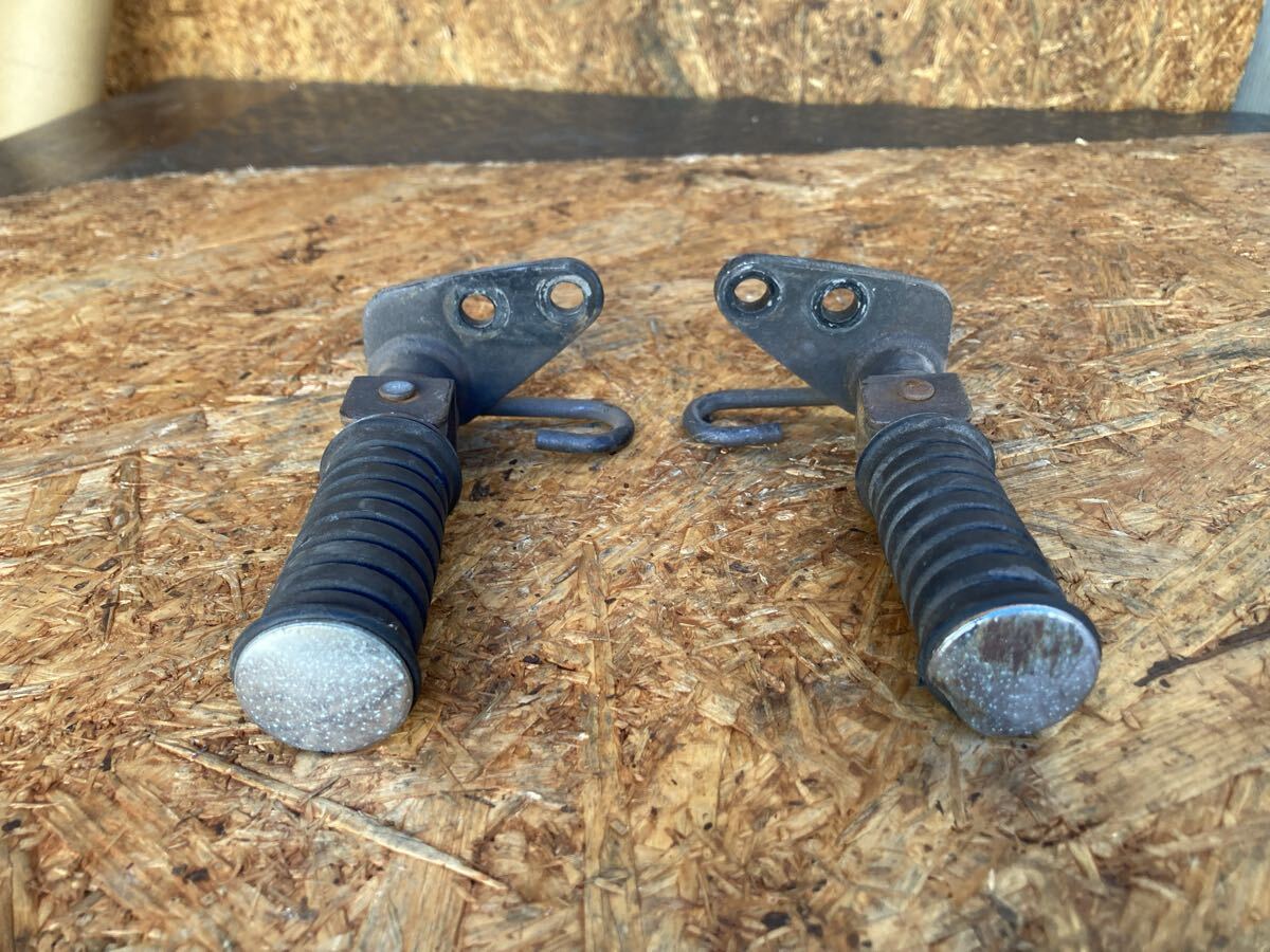 60767■ ヤマハ ドラッグスター400 4TR (095番台〜) タンデムステップ 左右 ステップ拍卖