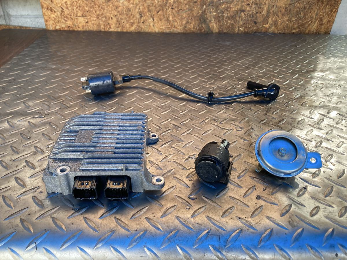 61020■ ホンダ ジャイロキャノピー TA03 (111番台~) 実動 CDI イグニッションコイル リレー ホーン 電装セット拍卖