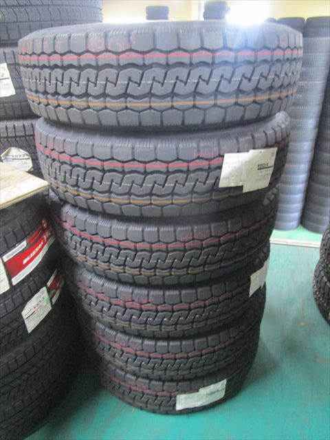 送料無料 新品未使用品 205/70R17.5 BS DURAVIS M804 ミックス 6本セット拍卖