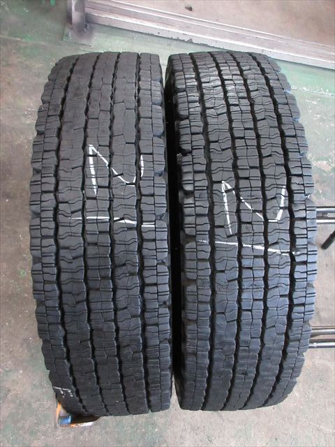 送料無料 スタッドレス 225/80R17.5 DUNLOP SP002 2021年製 2本セット 11mmぐらい拍卖