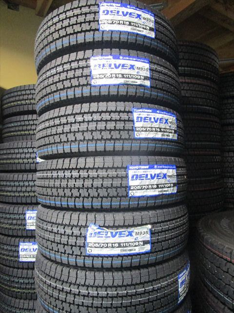 送料無料 新品スタッドレス 205/70R16 TOYO M935 ダイナ トヨエース デュトロ TFAB16×5.5K 5穴 美品 6本セット拍卖