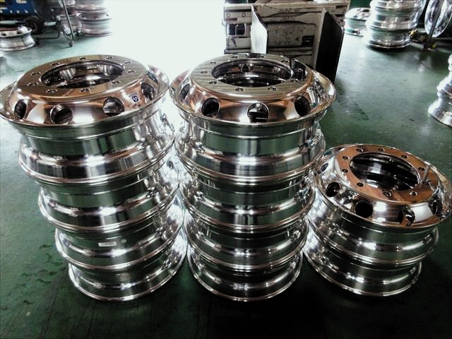 送料無料 新古品 美品 アルコア アルミホイール ISO 平面座 22.5×7.50 10穴 10本セット拍卖