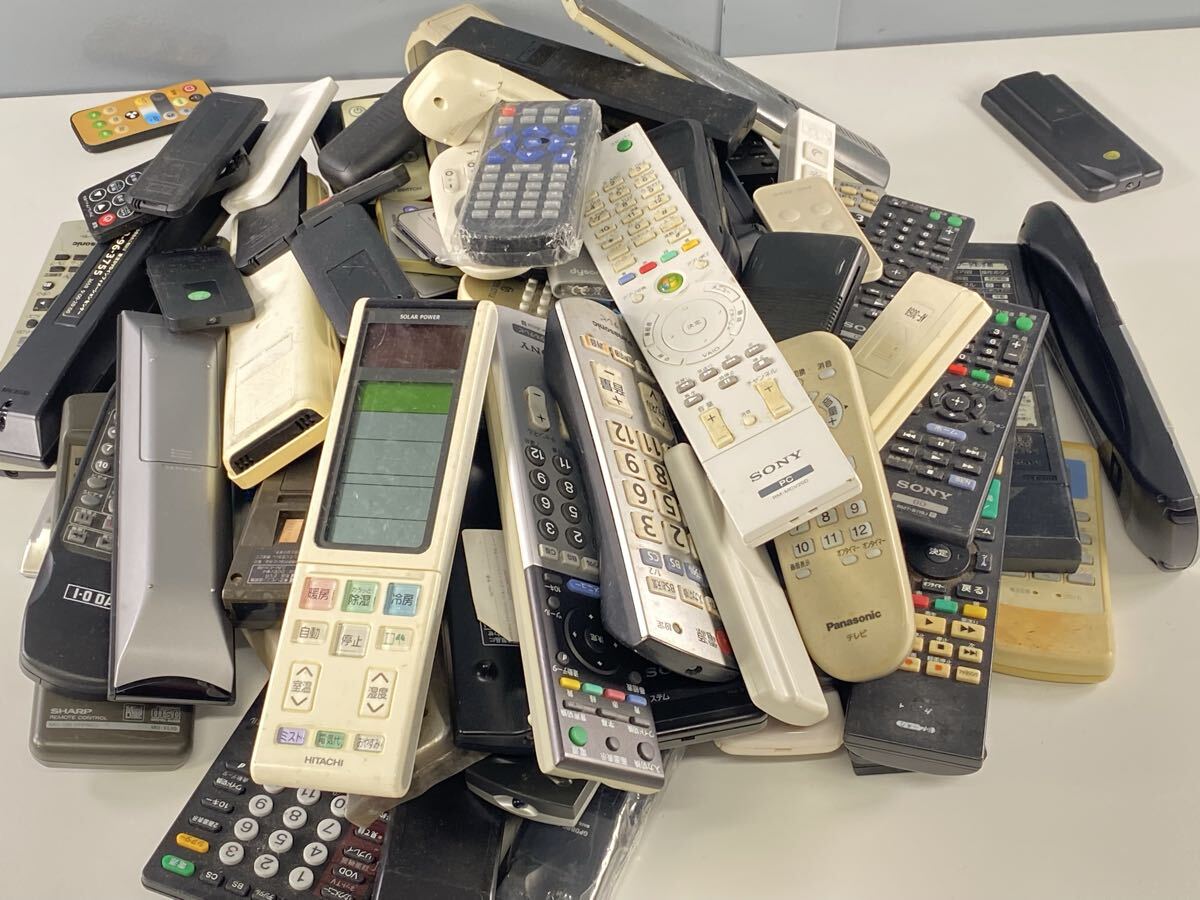 ★まとめ売り リモコン 80本 大量セット テレビ オーディオ エアコン セット 照明 シャープ ソニー パナソニック DVD 中古品 管理KA366拍卖