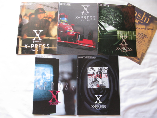 『X JAPANツアーパンフレット(ステッカー付きあり)4冊+ファンクラブ会報8冊(付録付きあり)+映画パンフレット1冊 計13冊一括』拍卖