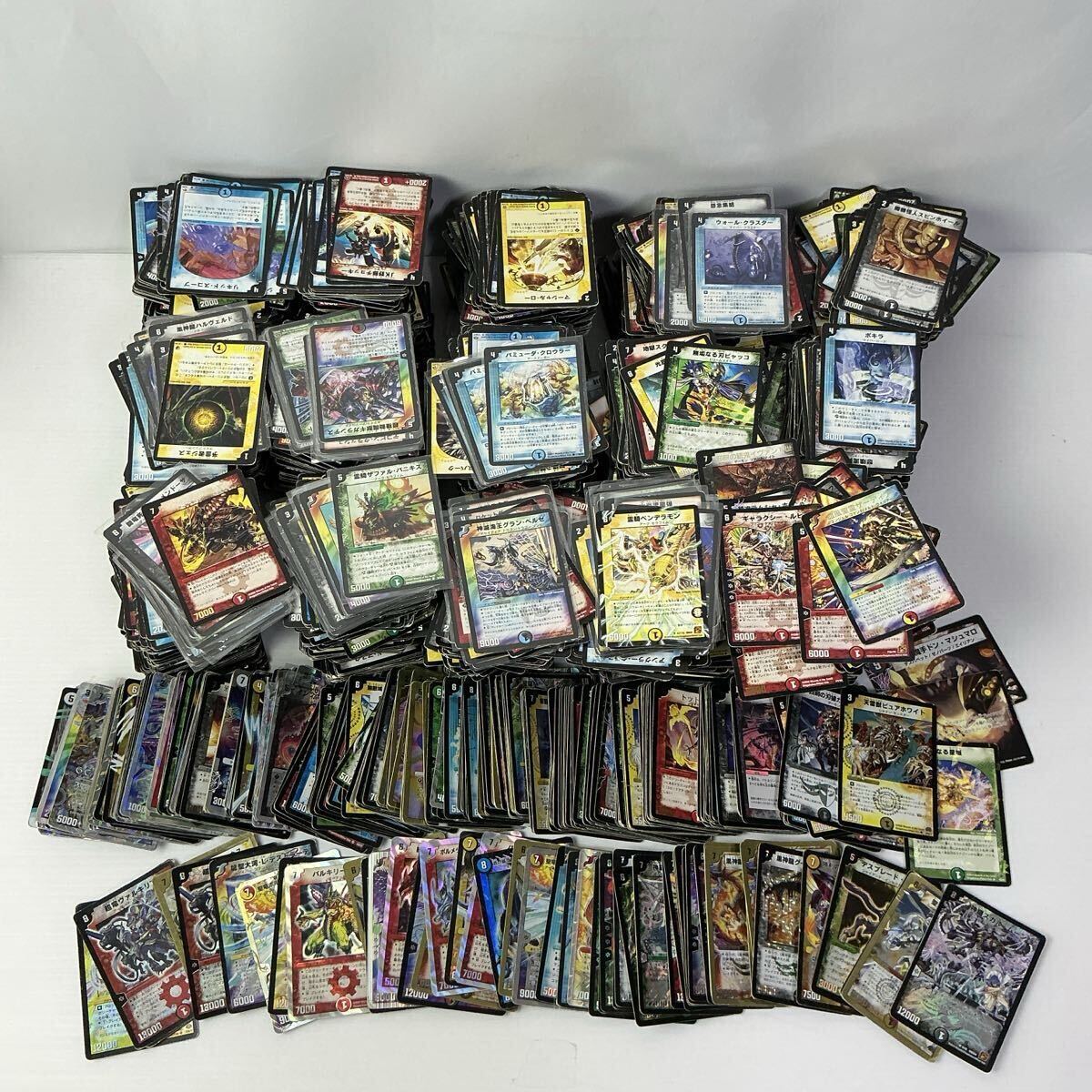 デュエル・マスターズ 初期 トレカ 引退品 大量 まとめ売り デュエマ SR R DMR DMX トレーディングカード 引退 カード 呪文 当時物 約6.4kg拍卖