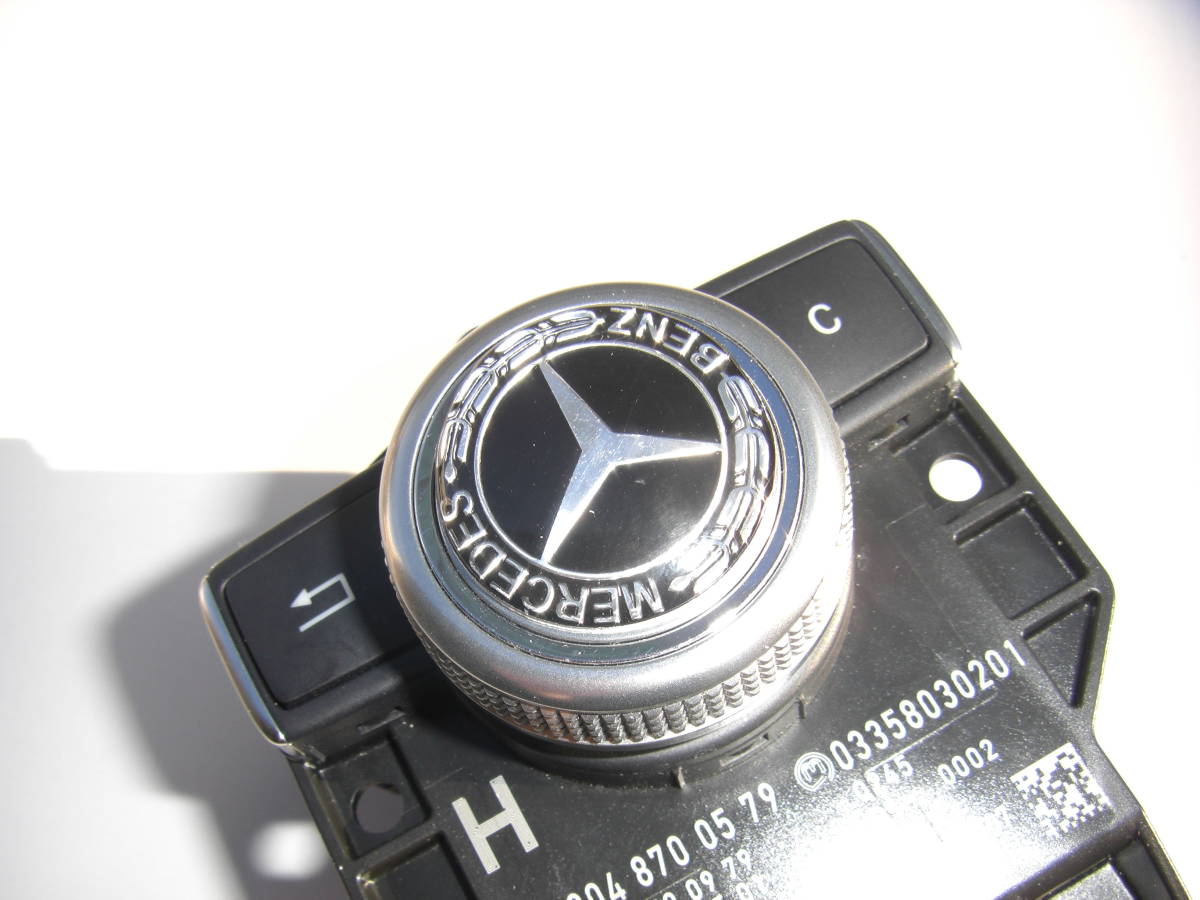 最新!現行!NEWデザイン!2019 2020メルセデス ローレルリース ブラック コマンドコントローラー エンブレム スモールタイプ拍卖