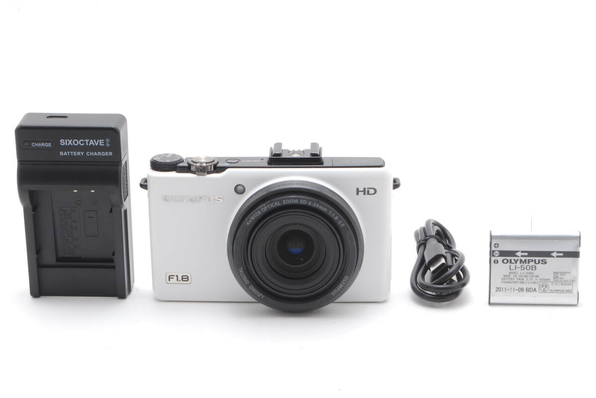 動作良好 希少 オリンパス Olympus XZ-1 ホワイト コンパクトデジタルカメラ 6-24mm F1.8-2.5 レンズ拍卖