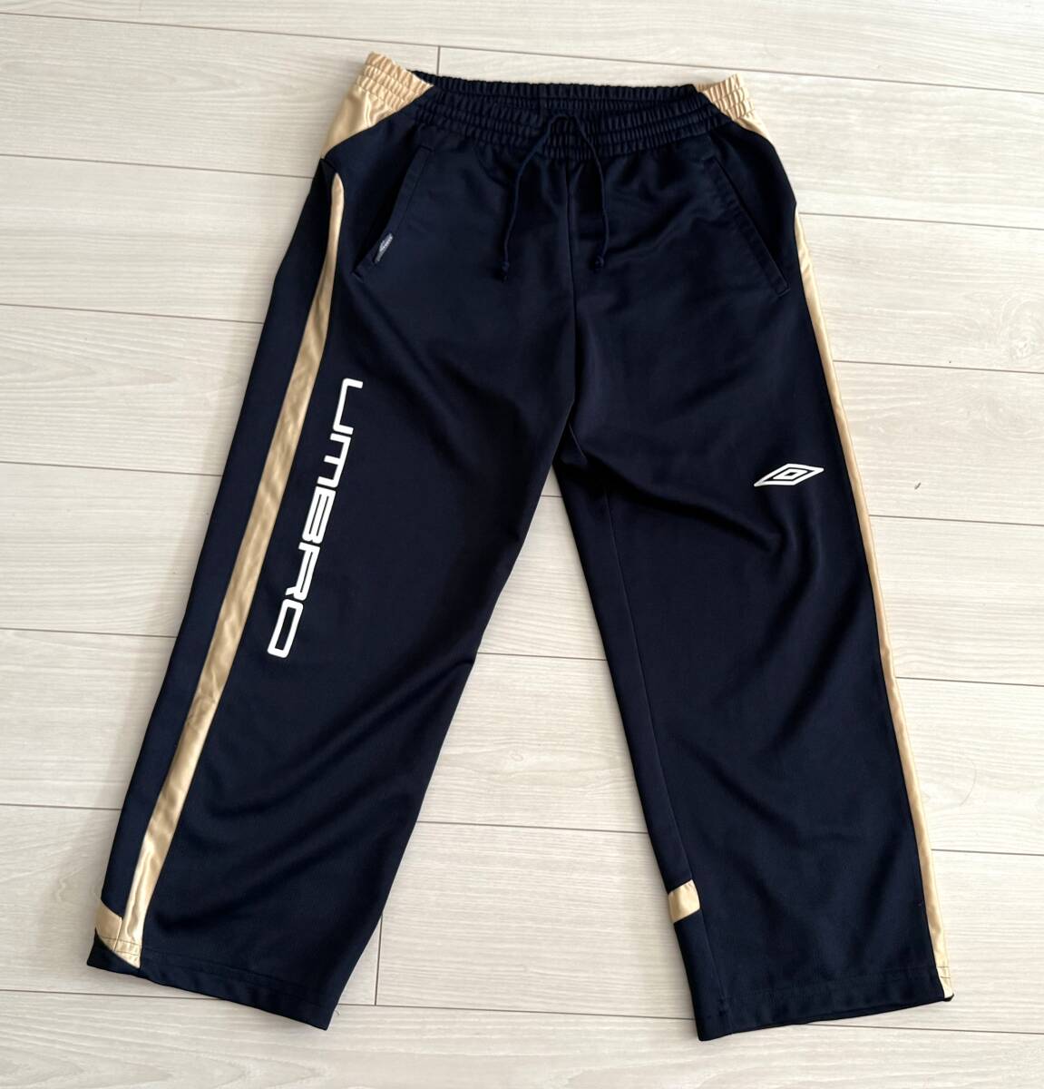 ★アンブロ umbro ジャージ ロングパンツ Lサイズ ネイビー/ベージュ サッカー フットサル★拍卖