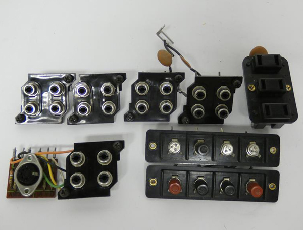 ■Pioneer プリメインアンプ SA-8900 RCA入出力端子 ACアウトレット スピーカーターミナル拍卖