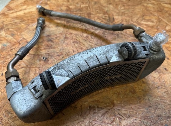 モンスターS4R 純正オイルクーラー拍卖