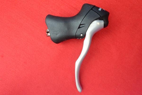 即決★新品★シマノ★ソラ★SHIMANO★SORA◆ST-3300★7速・右のみ★ D2拍卖