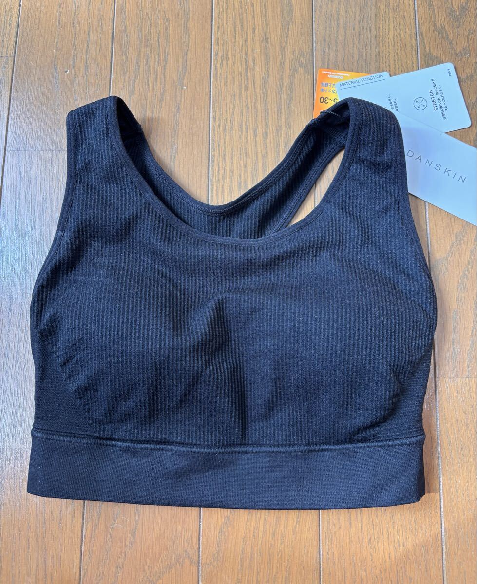 ★ダンスキン スポーツブラM ブラック 新品 ミドルサポート ゆれをケア 抗菌防臭 ストレッチサポートブラ DA123905 ヨガ フィットネス拍卖
