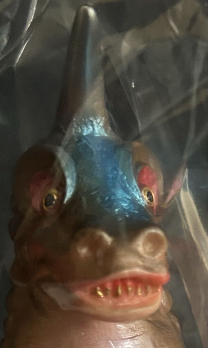 ブルマァク ブラックギラス 復刻 怪獣 レトロ ソフビ ウルトラマン レオ レッドギラス 双子怪獣 墓場の画廊拍卖