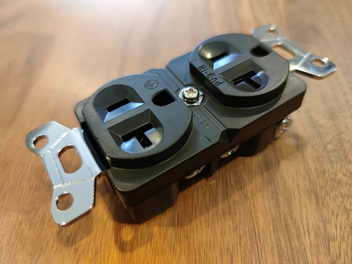 FURUTECH GTX-D(R) TYPE 壁コンセント 完全非磁性構造 スーパーハイエンド ロジウムコート 新品 未使用 2拍卖