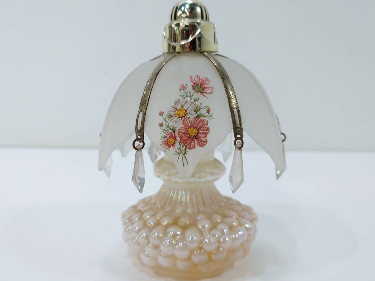 A60 昭和レトロ シャンデリア型 硝子製 芳香剤 芳香剤入れ インテリア 置物 ヴィンテージ拍卖