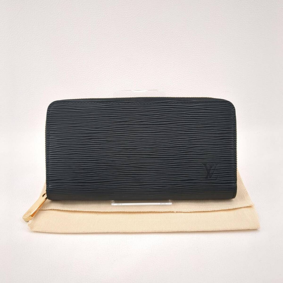 未使用品 LOUIS VUITTON 長財布 ジッピーウォレット エピ レザー M68755 ノワール ゴールド金具 ユニセックス ルイヴィトン ◆2005拍卖