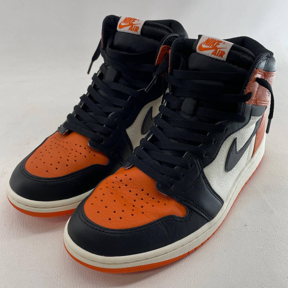 NIKE ナイキ スニーカー メンズ ブラック×オレンジ SIZE 29cm AIR JORDAN 1 DZ5485-008 替え紐/箱付き ソール/靴底 汚れ有 ◆2002拍卖