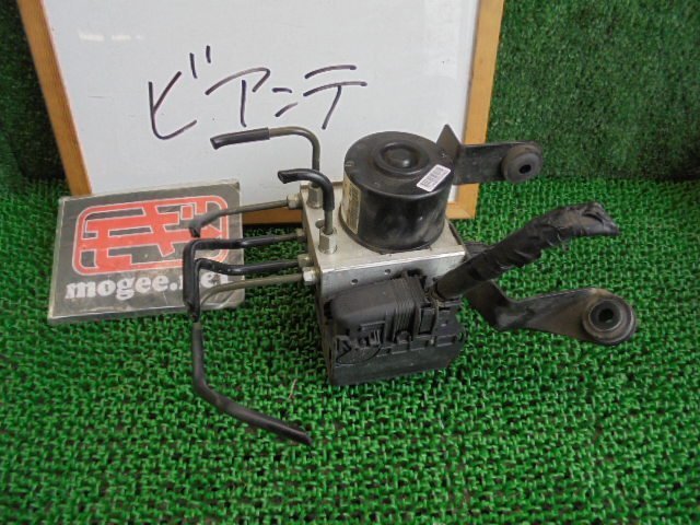 7EF5668JB3 ) マツダ ビアンテ CCEFW 純正ABSアクチュエーター CZ38H12B36拍卖