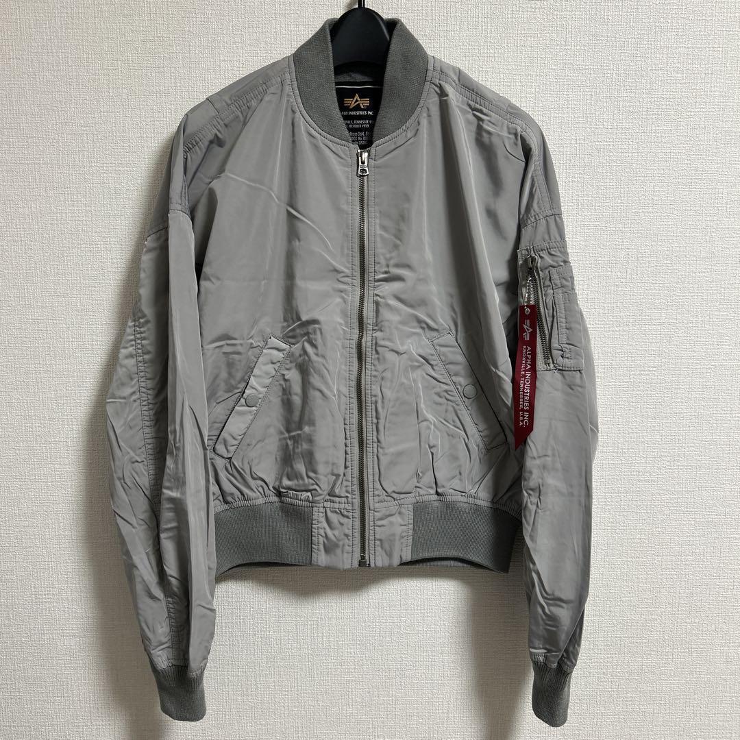 新品【M】ALPHA INDUSTRIES MA-1 フライトジャケット グレー ナイロン ブルゾン 軍物 パラシュート リブ 裾 衿 機能的 ポケット ファスナー拍卖