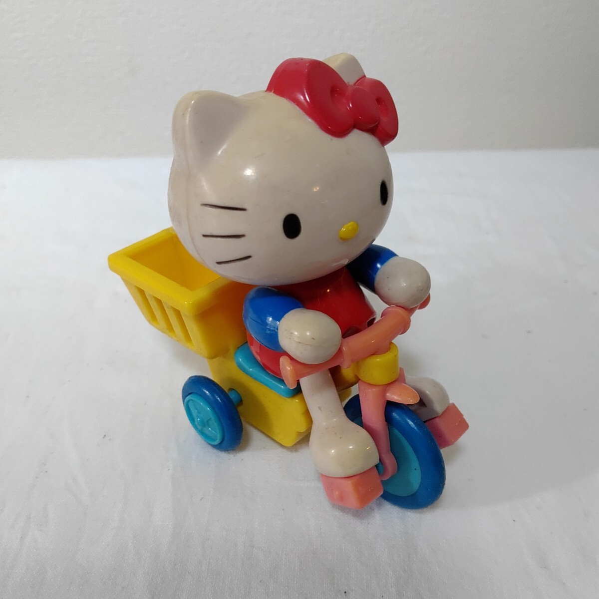 【当時物】貴重 ハローキティ キティちゃん ミニ三輪車ゼンマイ 昭和 フィギュア 人形 サンリオ 0929-B2-TA6拍卖