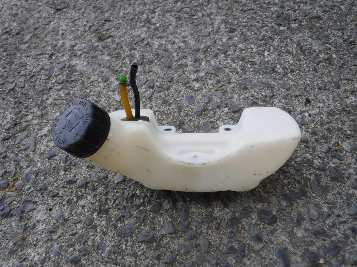 イセキ 刈払機 CZ221 部品 G20LS 燃料タンク拍卖