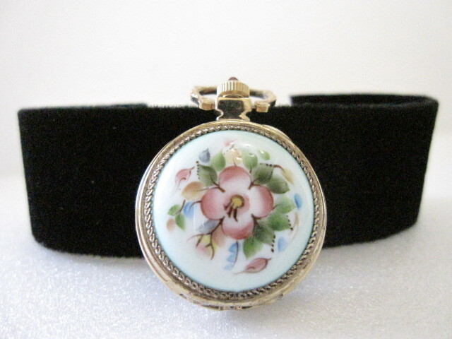 ☆【KH⑥-52】YANKA/ヤンカ 手巻 ミニ懐中時計 17石 AU刻印 七宝? 花柄 動作品☆拍卖