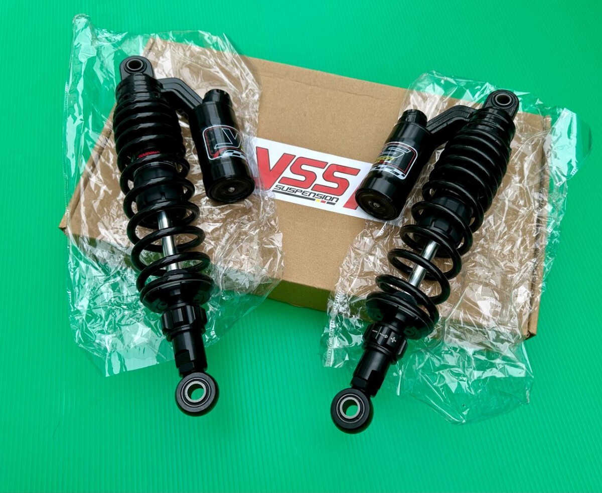 新品 YSS タイプ カスタマイズリア サスペンション 320mm KH250 Z900 GSX250E CB400 CB400F CBX ZRZ400 GS400 SHOWA B E E T J A P A N 拍卖