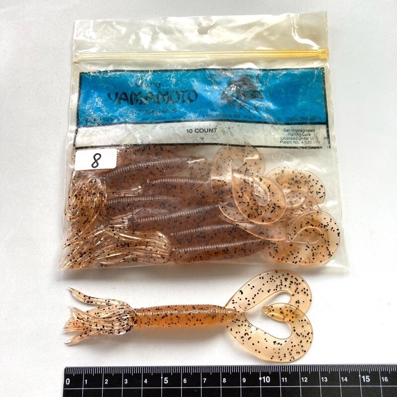 815028 ゲーリヤマモト ビッグダブルテール フラグラブ 8本 GARY YAMAMOTO #218 ワインペッパー オールド品拍卖