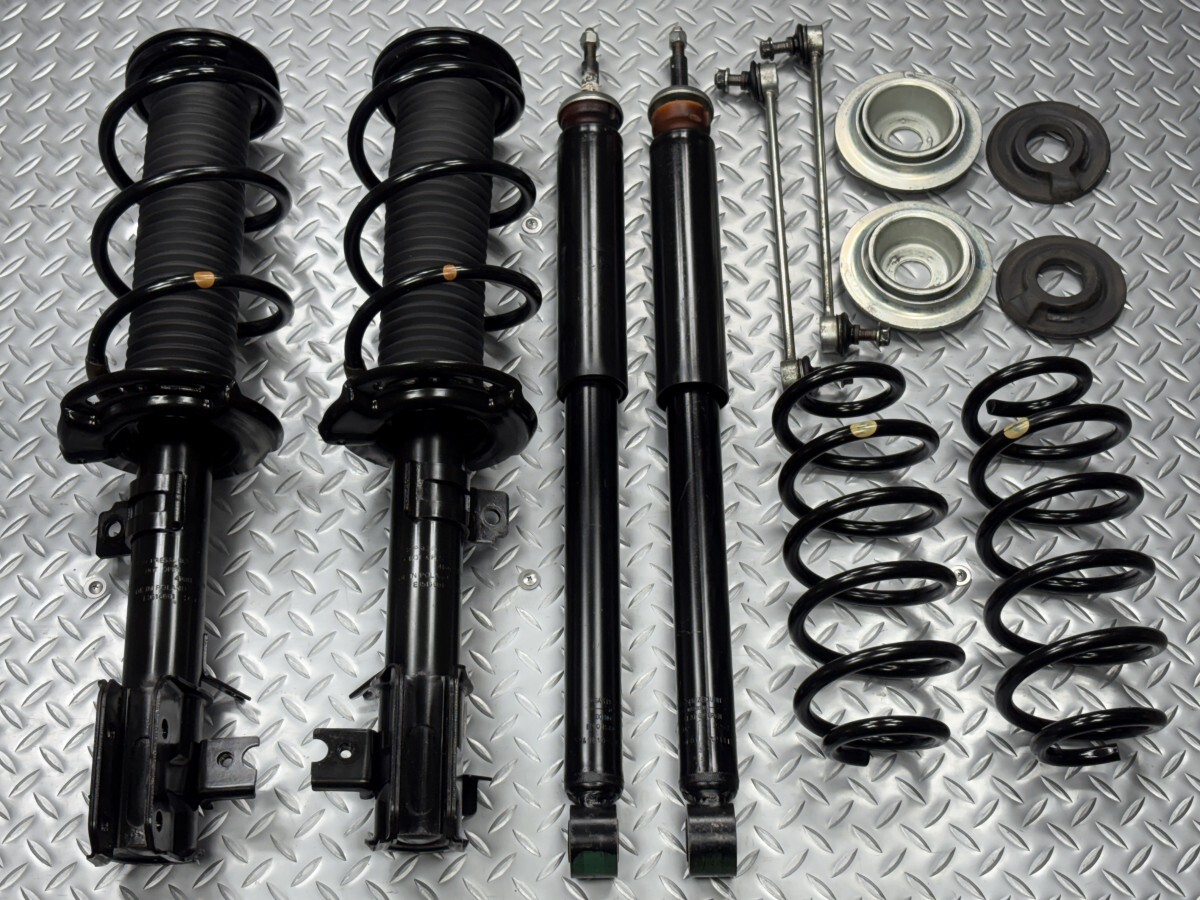ZC33S スイフトスポーツ 純正 サスキット 品番41601-68R00/41602-68R00/4181068R00 ショックアブソーバー スイスポ(25080036)拍卖